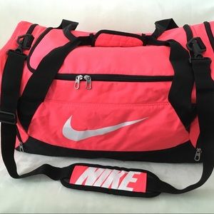 NIKE duffle bag in Neon Pink